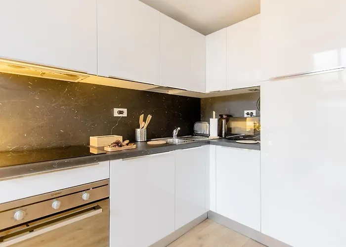 Apartman Place Of Grace - 50 Meters From Dancing House *