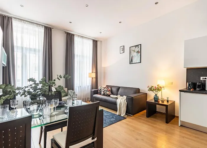Place Of Grace - 50 Meters From Dancing House Apartman *