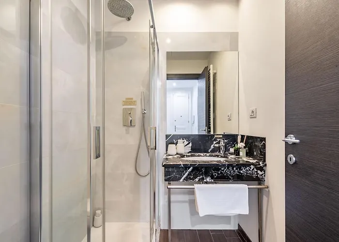 Apartman Place Of Grace - 50 Meters From Dancing House *