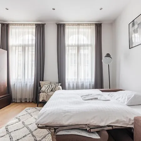 Apartment Place Of Grace - 50 Meters From Dancing House Prague