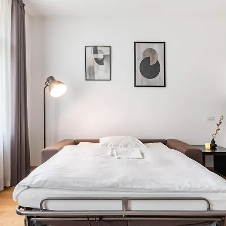 Apartment Place Of Grace - 50 Meters From Dancing House Prague
