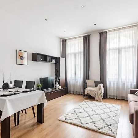 Place Of Grace - 50 Meters From Dancing House * Praga