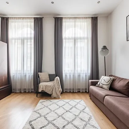Place Of Grace - 50 Meters From Dancing House Prague