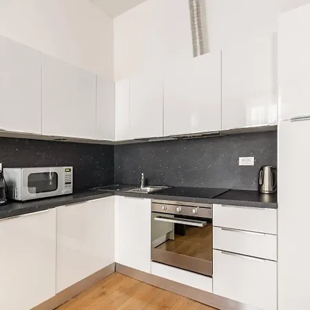Appartamento Place Of Grace - 50 Meters From Dancing House Praga