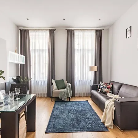 Appartamento Place Of Grace - 50 Meters From Dancing House