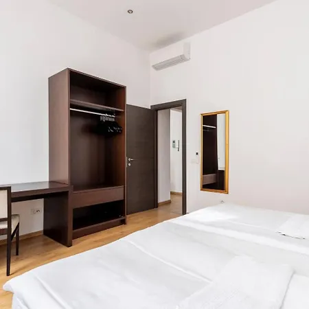 Place Of Grace - 50 Meters From Dancing House * Prague