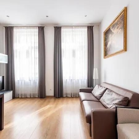 Place Of Grace - 50 Meters From Dancing House * Prague